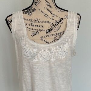 Ann Taylor White Eylet Tank Top Size M